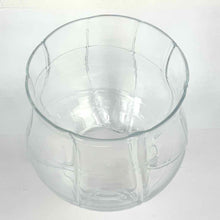 Load image into Gallery viewer, Glass Grid Vase