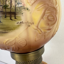 Load image into Gallery viewer, Glass Roses Hurricane Lamp