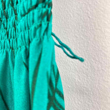 Load image into Gallery viewer, Green Floral Strapless Dress