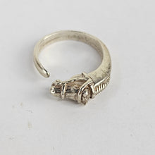 Load image into Gallery viewer, Sterling Horse Ring