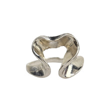 Load image into Gallery viewer, Ribbon Ripple Sterling Ring