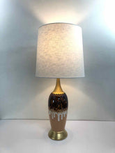 Load image into Gallery viewer, Drip Glaze Pottery Lamp