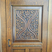 Load image into Gallery viewer, Antique Oak Hall Wardrobe
