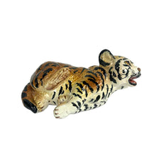 Load image into Gallery viewer, Italian Pottery Tiger Cub