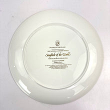 Load image into Gallery viewer, Scarlet Tanager Bird Plate