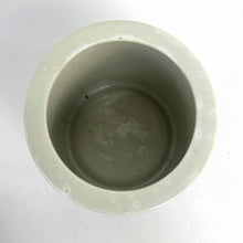 Load image into Gallery viewer, Grape Leaf Utensil Holder Vase
