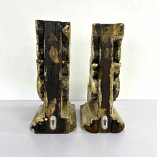 Load image into Gallery viewer, Chippy Antique Corbels