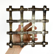 Load image into Gallery viewer, Chrome Bamboo Extendable Trivet