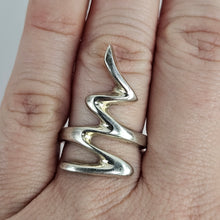Load image into Gallery viewer, Lightning Bolt Statement Ring