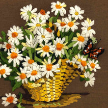 Load image into Gallery viewer, Daisy Floral Still Life Crewel Art