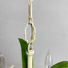 Load image into Gallery viewer, Metal Daisy Chandelier