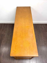 Load image into Gallery viewer, Modern Wooden Dresser