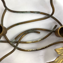 Load image into Gallery viewer, Brass Leaves Candleholder
