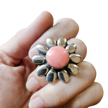 Load image into Gallery viewer, Flower Power Statement Ring