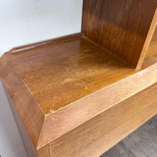 Load image into Gallery viewer, Modern Oak Full Size Bed