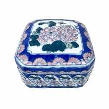 Load image into Gallery viewer, Floral Trinket Box