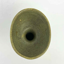 Load image into Gallery viewer, Green Floraline Vase
