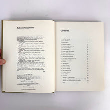 Load image into Gallery viewer, Tennis Styles &amp; Stylists Book