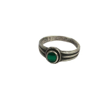 Load image into Gallery viewer, Malachite &amp; Sterling Ring