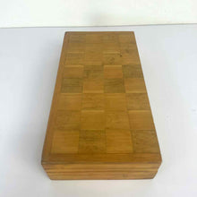 Load image into Gallery viewer, Wooden Chess Board Box
