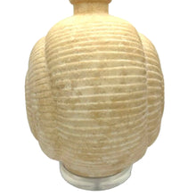 Load image into Gallery viewer, Pink Shell 1980s Lamp