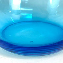 Load image into Gallery viewer, Blue Glass Vase