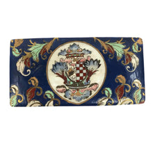 Load image into Gallery viewer, Heraldic Porcelain Box