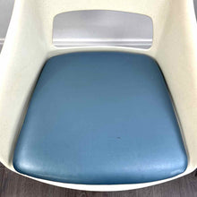 Load image into Gallery viewer, Modern Fiberglass Shell Chairs