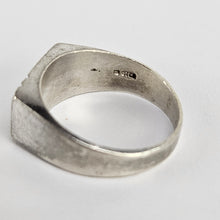 Load image into Gallery viewer, Modern Minimalist Ring