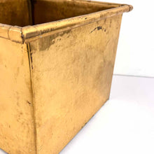 Load image into Gallery viewer, Hammered Brass Planter