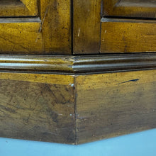 Load image into Gallery viewer, Small Wooden Console