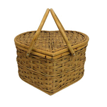 Load image into Gallery viewer, Heart Shaped Picnic Basket