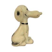 Load image into Gallery viewer, Rubber 1950s Snoopy Dog