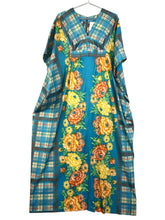 Load image into Gallery viewer, Polyester Plaid Caftan