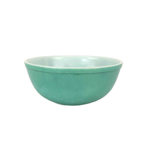 Load image into Gallery viewer, Pyrex Turquoise Mixing Bowl