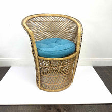 Load image into Gallery viewer, Rattan Barrel Chair