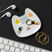 Load image into Gallery viewer, Cat Face Trinket Dish