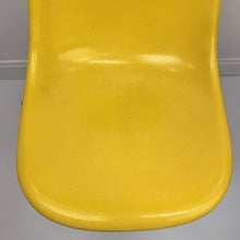 Load image into Gallery viewer, Modern Yellow Fiberglass Shell Chair