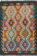 Load image into Gallery viewer, Geometric Kilim Rug