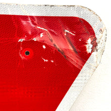 Load image into Gallery viewer, YIELD Reflective Sign