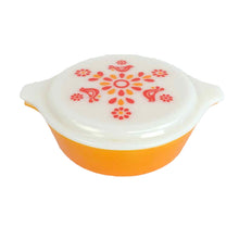 Load image into Gallery viewer, Pyrex Friendship Casserole Dish