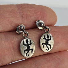 Load image into Gallery viewer, Sterling Lizard Earrings
