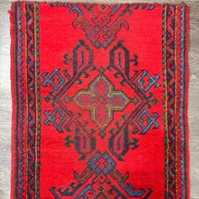 Load image into Gallery viewer, Hand Knotted Runner Rug