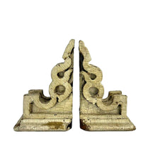 Load image into Gallery viewer, Chippy Antique Corbels