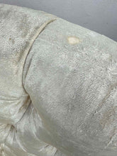 Load image into Gallery viewer, Ivory Velvet Chair