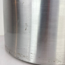 Load image into Gallery viewer, Modern Aluminum Planter