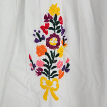 Load image into Gallery viewer, Embroidered Mexican Blouse