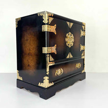 Load image into Gallery viewer, Tansu Chest