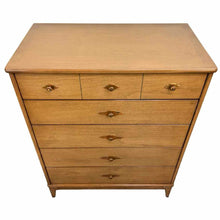 Load image into Gallery viewer, Broyhill Chest of Drawers