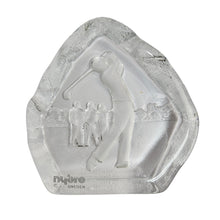 Load image into Gallery viewer, Swedish Golf Paperweight